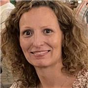 Impartisco lezioni di Spagnolo e ripetizioni on line e . Prof. Flauto Traverso impartisco lezioni a domicilio. Dottoressa in Musicoterapia, sedute individuali o di gruppo